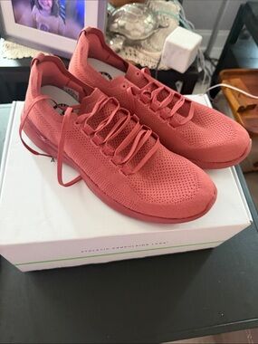 APL Coral Knit Athletic Sneakers - Pink/Coral